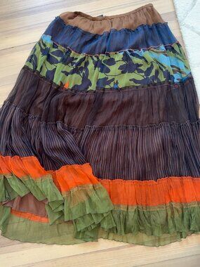 BCBG Tiered skirt